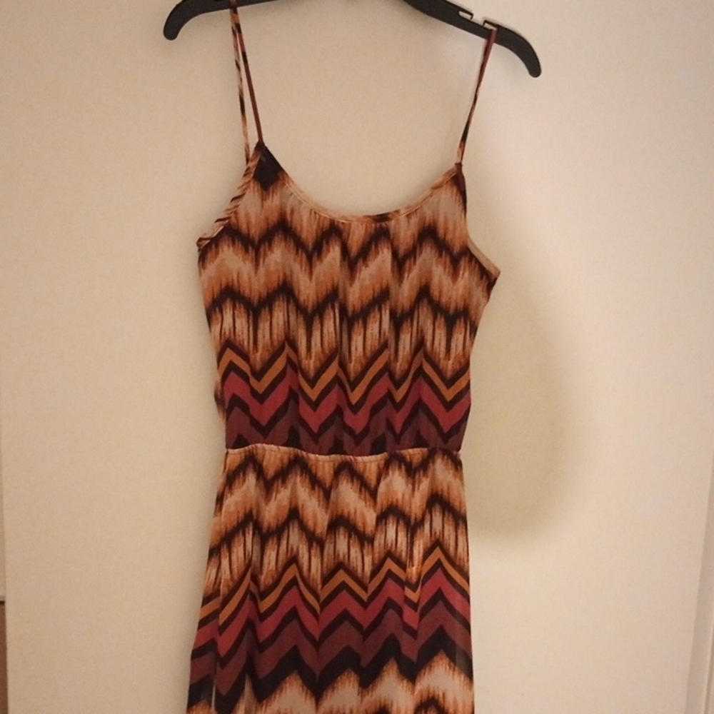 Stylish Zigzag Patterned Lined Maxi Dress